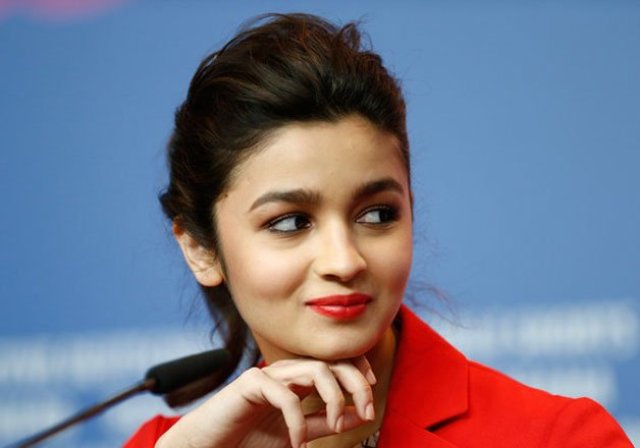 alia-bhatt-interview-about-her-personal-life